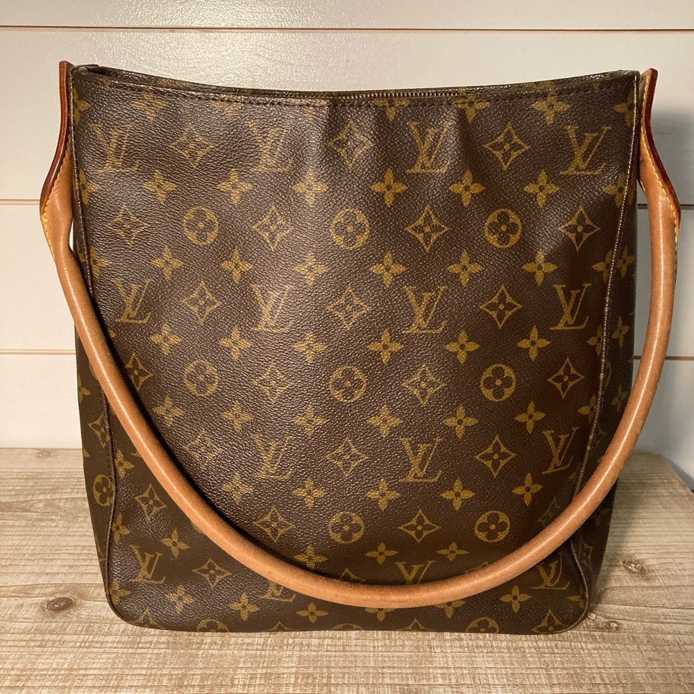 ❌SOLD❌💕Louis Vuitton Looping GM💕